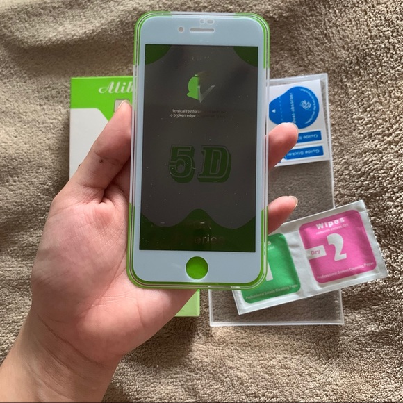 iPhone 7 privacy glass screen protector - Picture 2 of 5